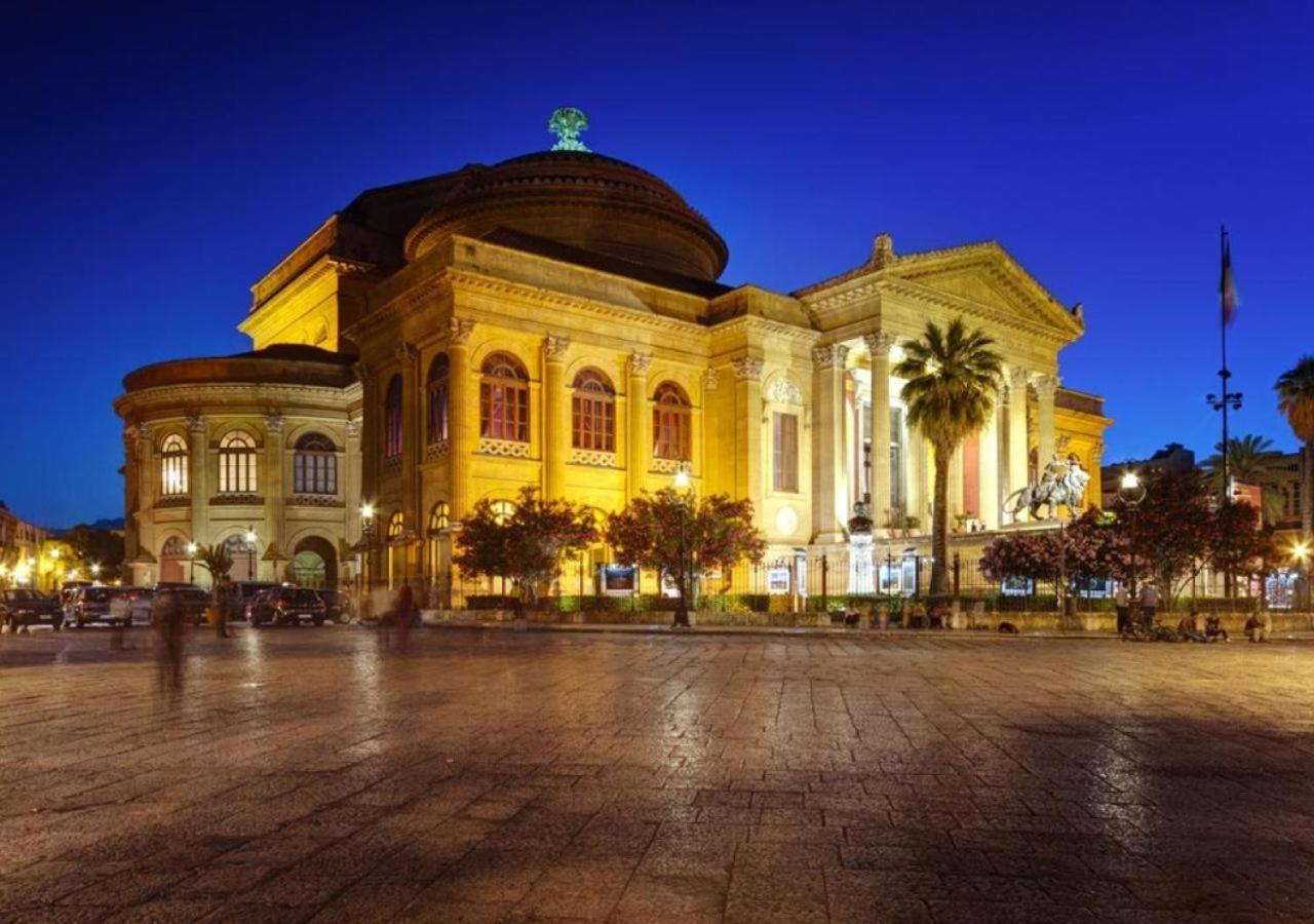 Residenza Paola Apartment Palermo Bagian luar foto